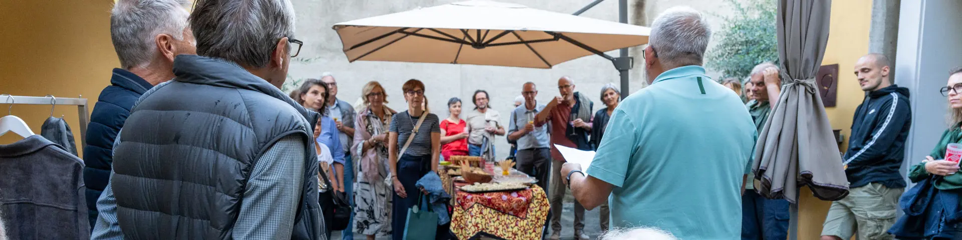 The official opening of the elephant picture exhibition in ascona was a grand success, with a vibrant vernissage 